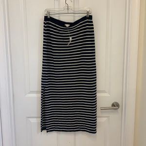 GAP striped maxi skirt. Size L. NWT
